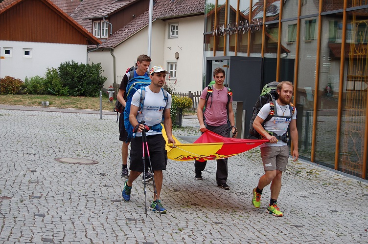 Einmarsch der vier Extremläufer